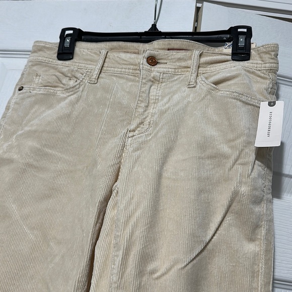 👖Anthropologie Off-White Slim Boyfriend Cropped Pants🤍 - Picture 2 of 7